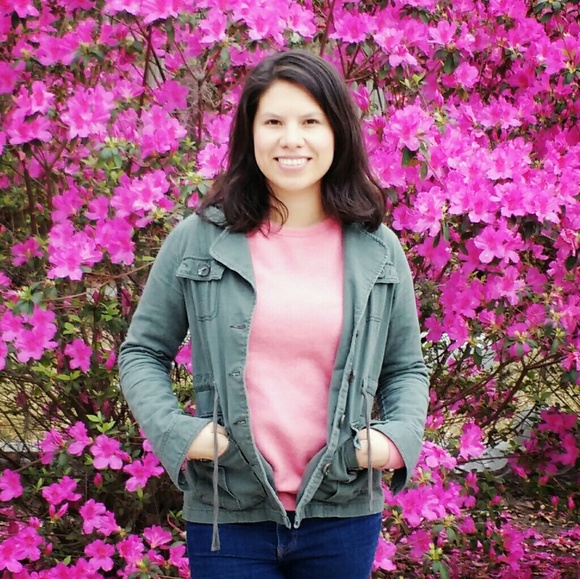 Meet your Posher, Adilene - Picture 1 of 1